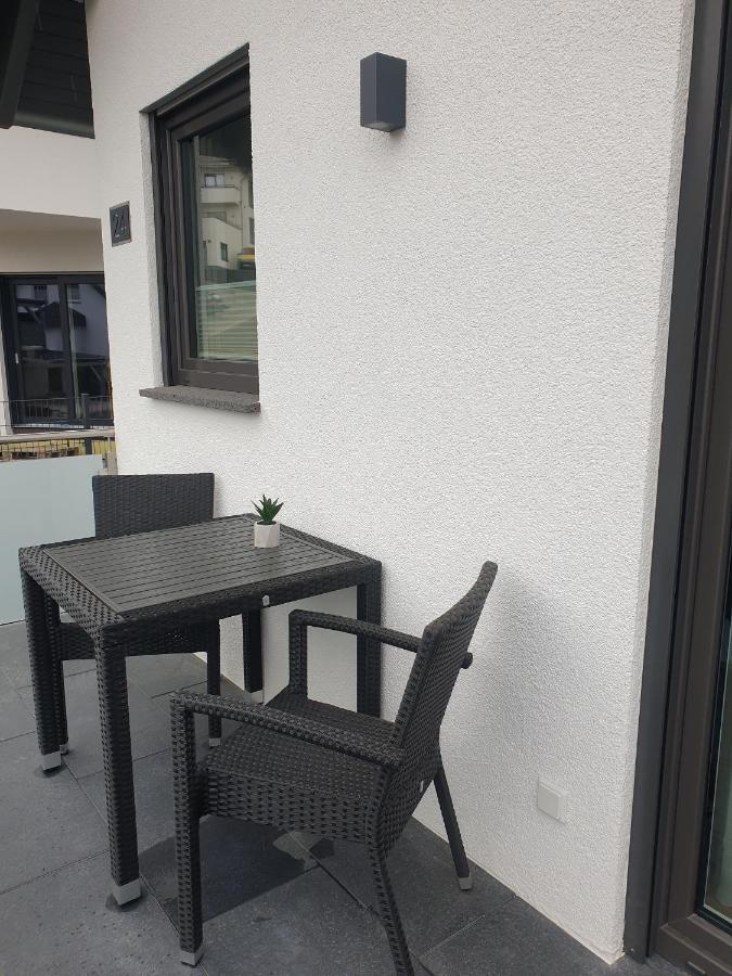 Ferienwohnungen Am Aeppelsberg Volkesfeld Exterior photo